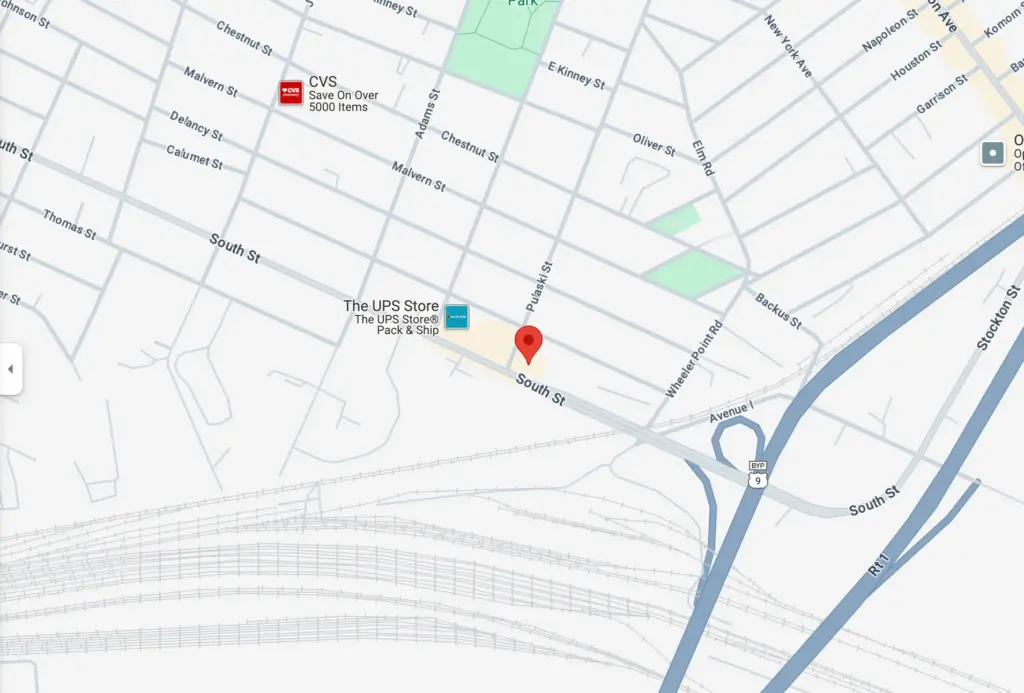 Map location of Anna's Pool Deck in Newark, NJ.